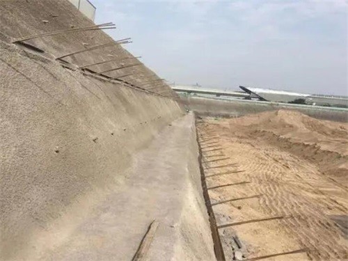 莲池河道边坡加固